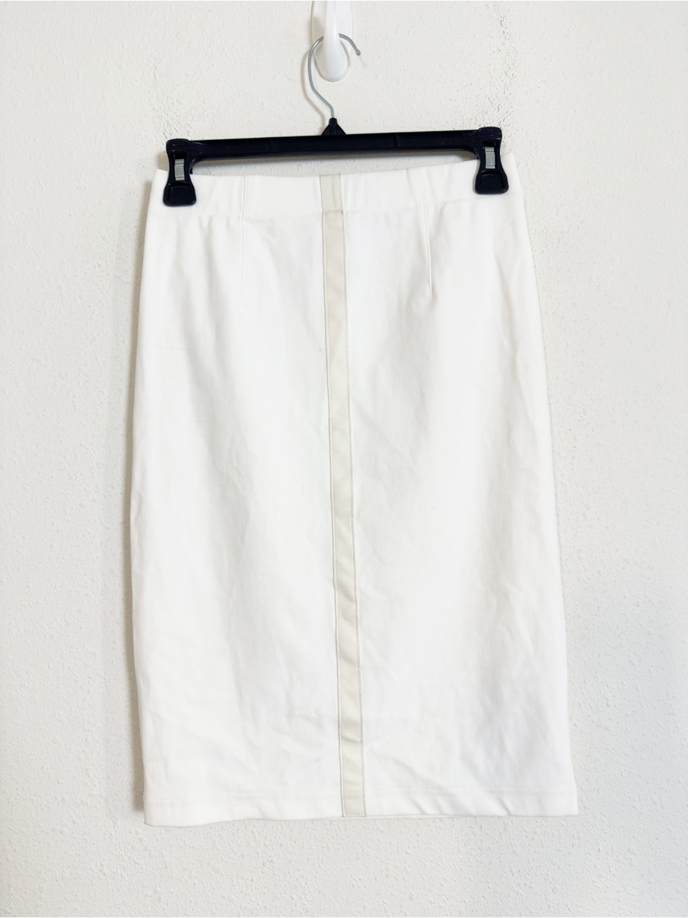Elaine Kim white faux leather trim pencil skirt